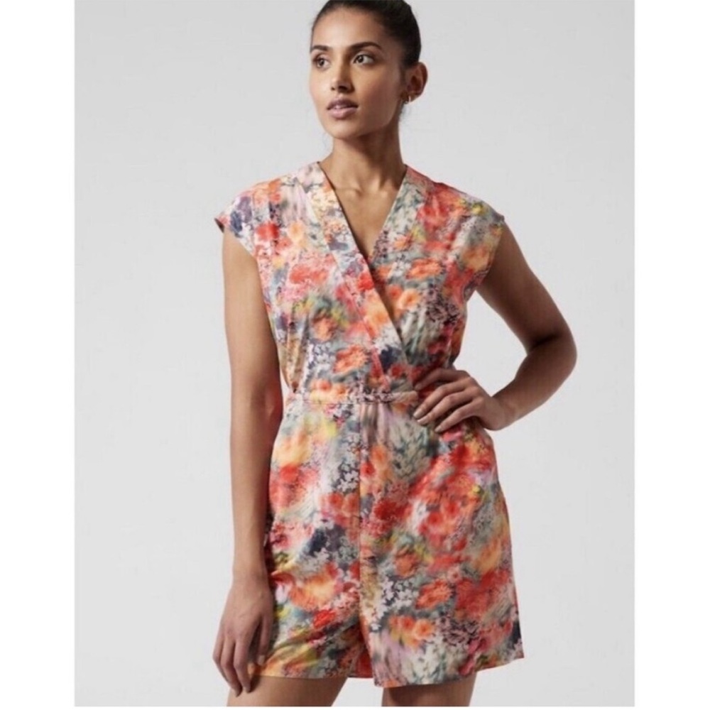 Athleta Women’s Marlow Romper Floral Size Large Sports Leisure Comfort